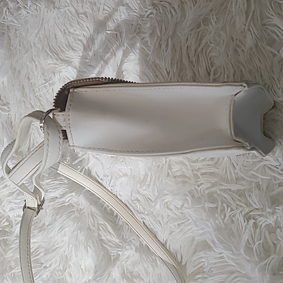 NINE WEST Crossbody Mini White Purse - Picture 2 of 10